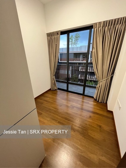 Royalgreen (D10), Condominium #548805001